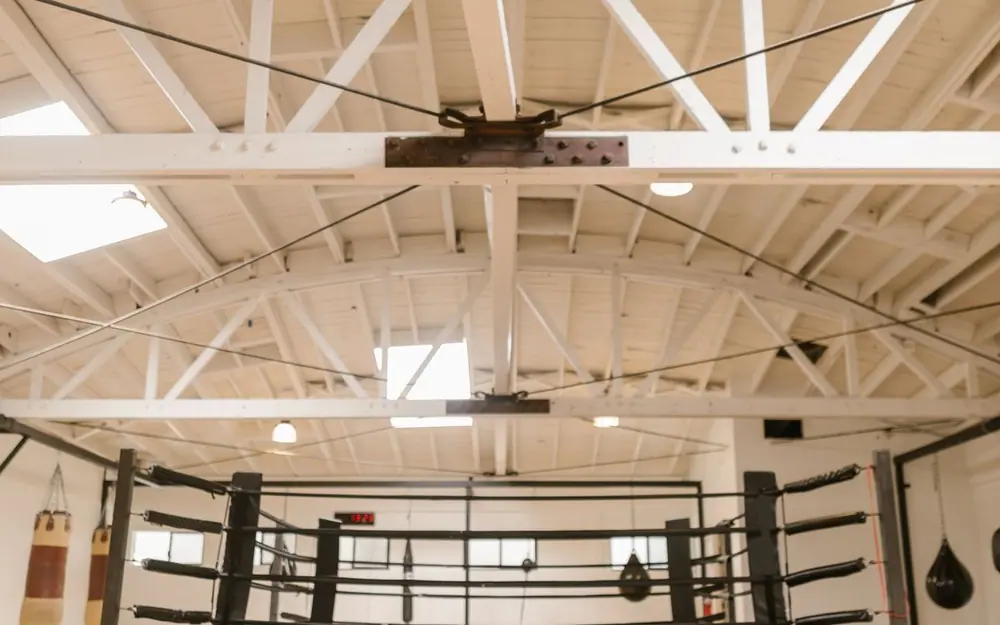 Fitnessstudio-Reinigung in Dortmund — AZAKO Umwelttechnik